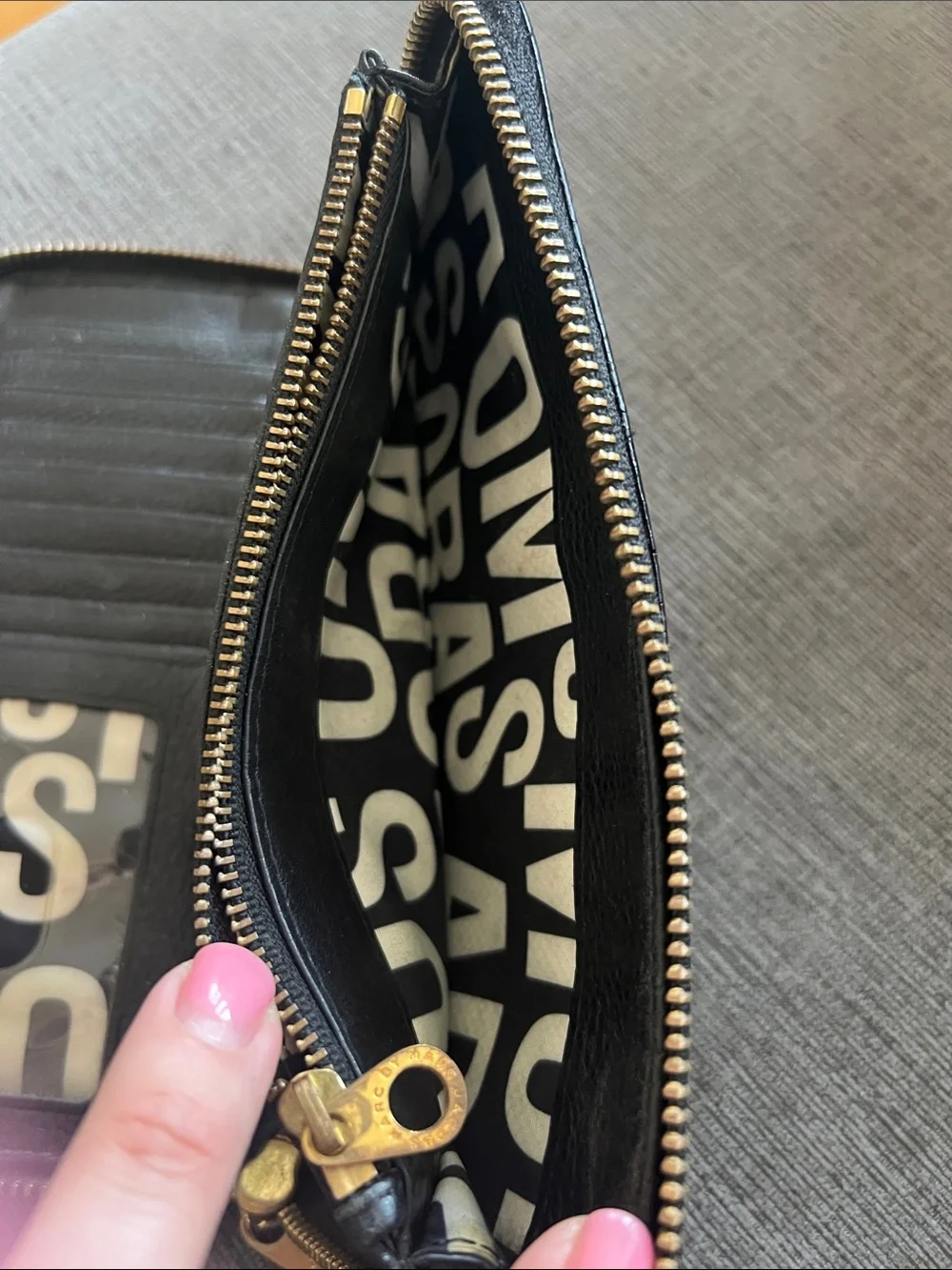 Marc By Marc Jacobs classic zip